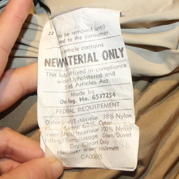 Vintage EDDIE BAUER Goose Down Coyote Fur Hooded Parka Jacket - Picture 8 of 8